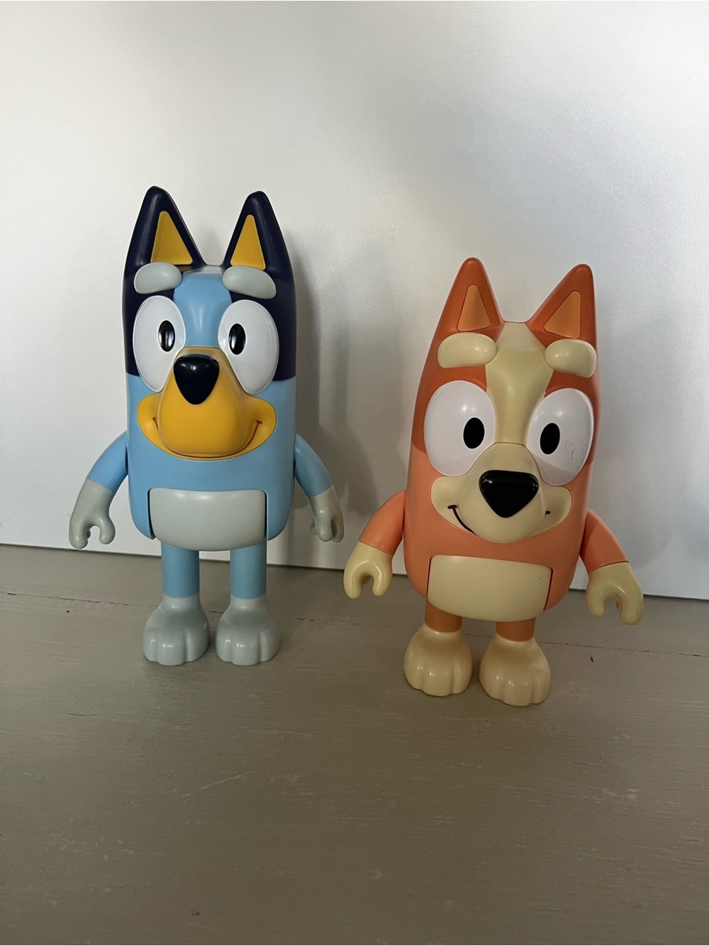 Bluey & Bingo Best Friend 9” 10” Figures Moose Toys Large Articulated Set
